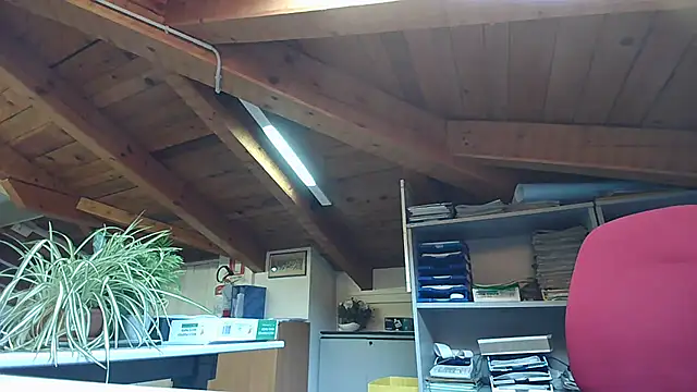 Snapshot of TWENTYONE0021 chatting on January 2025 10:21:02 AM TWENTYONE0021 online show from January 2025 10:21:02 AM