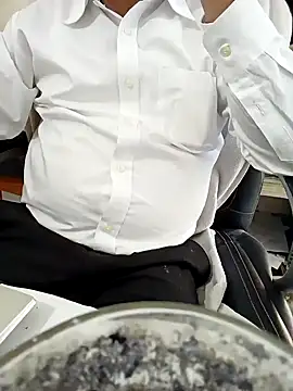 Hot-man39 online show from January 2025 11:17:01 AM