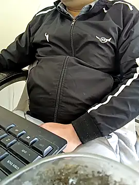 Hot-man39 online show from February 2025 06:28:01 AM