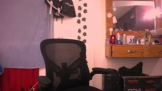 latinhot9631 online show from April 2026 12:08:01 AM