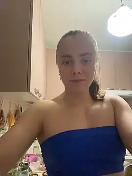 Snapshot of AlisaKissss chatting on December 2025 06:58:02 PM AlisaKissss online show from December 2025 06:58:02 PM