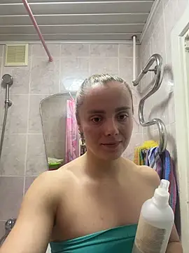 Snapshot of AlisaKissss chatting on February 2026 06:50:02 PM AlisaKissss online show from February 2026 06:50:02 PM