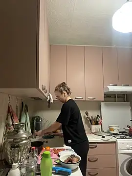 Snapshot of AlisaKissss chatting on February 2026 06:57:01 PM AlisaKissss online show from February 2026 06:57:01 PM