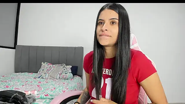 Snapshot of _elektrah chatting on February 2025 09:41:02 PM  elektrah online show from February 2025 09:41:02 PM