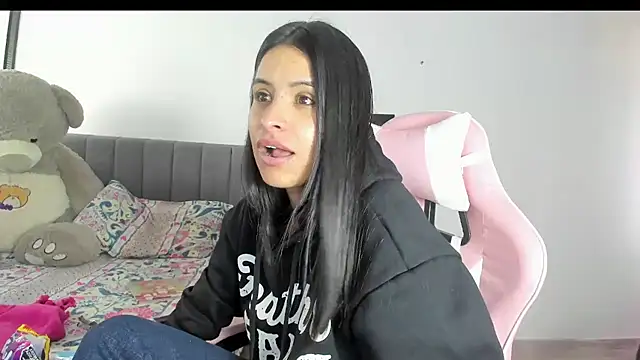 Snapshot of _elektrah chatting on March 2025 08:18:02 PM  elektrah online show from March 2025 08:18:02 PM