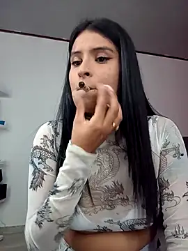 Snapshot of _elektrah chatting on October 2025 09:24:01 PM  elektrah online show from October 2025 09:24:01 PM