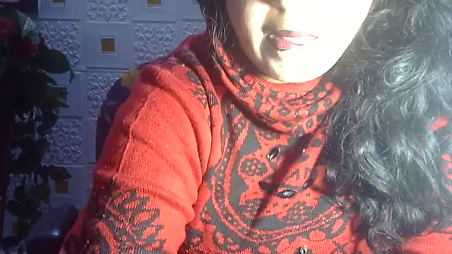 Snapshot of Sexy_komolika chatting on February 2025 06:01:01 PM Sexy komolika online show from February 2025 06:01:01 PM