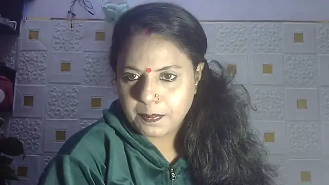 Snapshot of Sexy_komolika chatting on February 2025 01:48:01 PM Sexy komolika online show from February 2025 01:48:01 PM