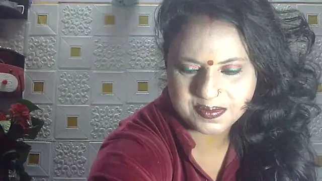 Snapshot of Sexy_komolika chatting on March 2025 04:40:02 PM Sexy komolika online show from March 2025 04:40:02 PM