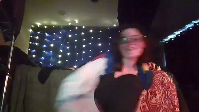 Snapshot of EyaDivine1 chatting on March 2026 07:42:02 PM EyaDivine1 online show from March 2026 07:42:02 PM