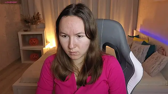 Little doll meow online show from November 2025 02:55:01 AM