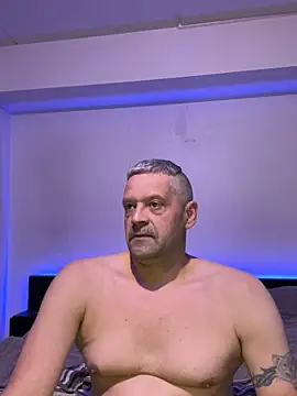 northman1977 online show from November 2025 06:08:01 PM