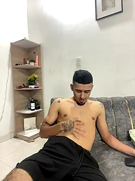 royalgirls x online show from October 2025 11:36:01 PM