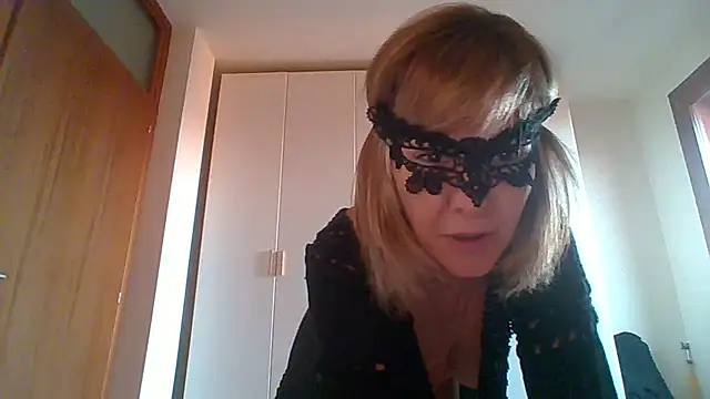 Snapshot of marvelline741 chatting on October 2025 04:15:02 PM marvelline741 online show from October 2025 04:15:02 PM