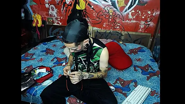 Snapshot of deivid_estrada chatting on February 2025 05:24:02 PM deivid estrada online show from February 2025 05:24:02 PM