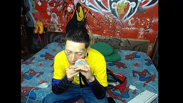 Snapshot of deivid_estrada chatting on February 2025 09:25:02 PM deivid estrada online show from February 2025 09:25:02 PM