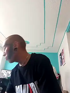 Snapshot of deivid_estrada chatting on September 2025 06:34:01 PM deivid estrada online show from September 2025 06:34:01 PM