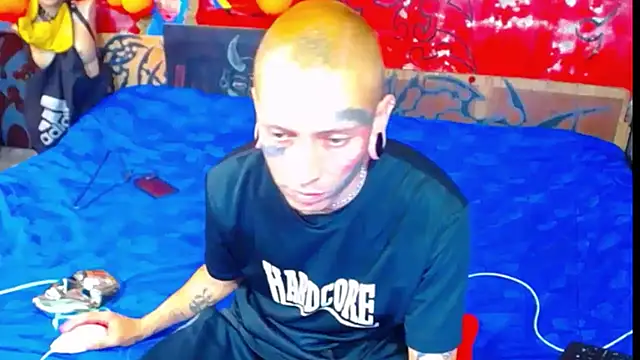 Snapshot of deivid_estrada chatting on October 2025 05:02:02 PM deivid estrada online show from October 2025 05:02:02 PM