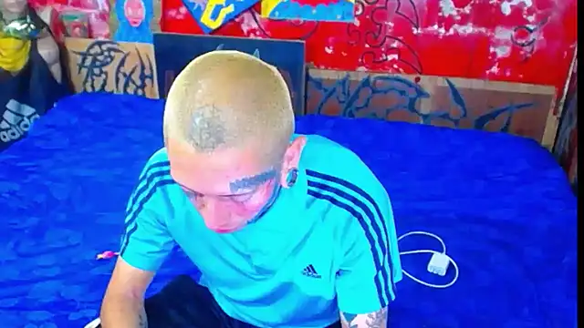 Snapshot of deivid_estrada chatting on November 2025 04:40:01 PM deivid estrada online show from November 2025 04:40:01 PM