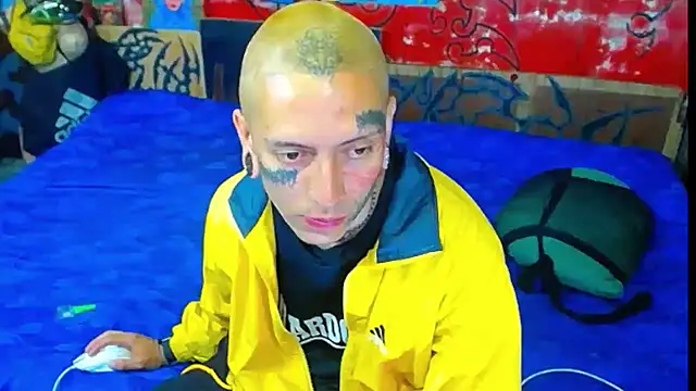 Snapshot of deivid_estrada chatting on November 2025 04:07:01 PM deivid estrada online show from November 2025 04:07:01 PM