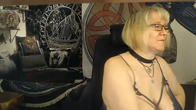 TittenMichelle online show from February 2025 03:15:02 PM