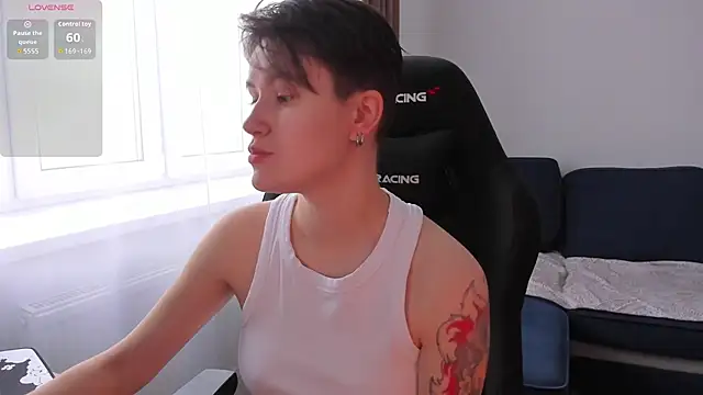 JessieFlower online show from November 2025 09:30:01 AM