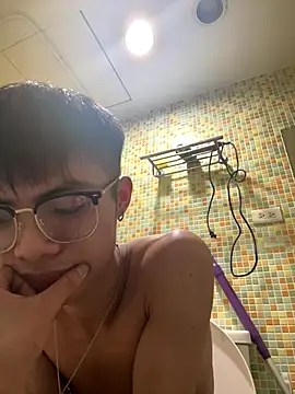 Snapshot of mumuowl chatting on September 2025 05:58:01 PM mumuowl online show from September 2025 05:58:01 PM