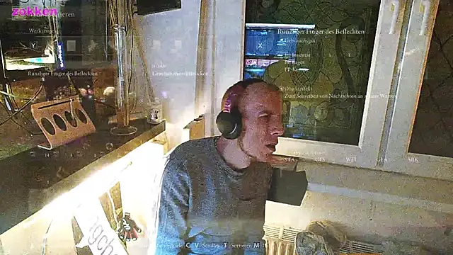 Snapshot of BongChannel chatting on January 2025 11:24:01 PM BongChannel online show from January 2025 11:24:01 PM