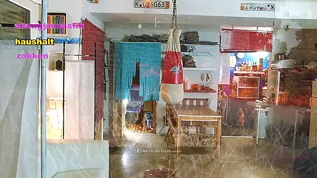 Snapshot of BongChannel chatting on January 2025 01:43:02 AM BongChannel online show from January 2025 01:43:02 AM