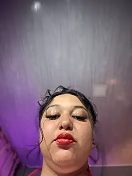 Snapshot of Kym_Owens chatting on October 2025 12:19:02 AM Kym Owens online show from October 2025 12:19:02 AM