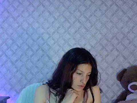 Emma-Wilson online show from March 2026 06:36:01 PM