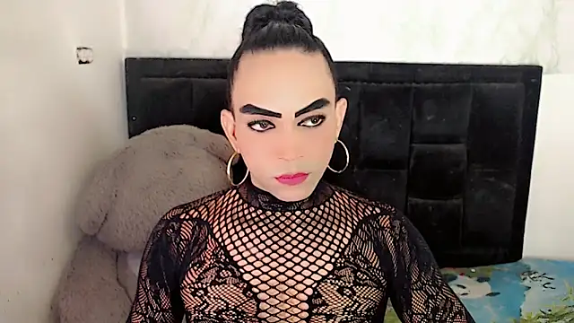 Michell Queen online show from December 2025 04:22:01 AM