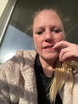 MoniqueLaFee online show from February 2026 02:24:01 PM