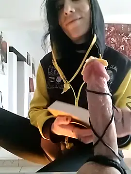 freyamoret online show from February 2025 11:54:01 AM