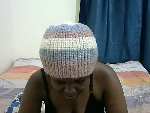 Snapshot of Kariselle- chatting on March 2025 06:01:02 PM Kariselle- online show from March 2025 06:01:02 PM