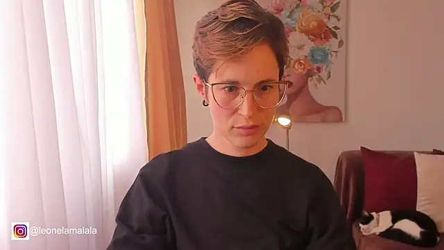 cuddlingbunny online show from March 2025 10:55:02 PM