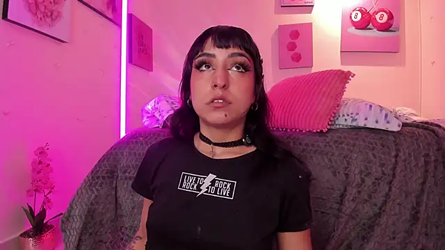 MaveParks  online show from February 2026 12:01:02 PM