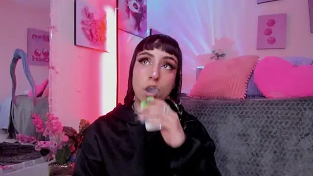 MaveParks  online show from February 2026 12:15:01 PM