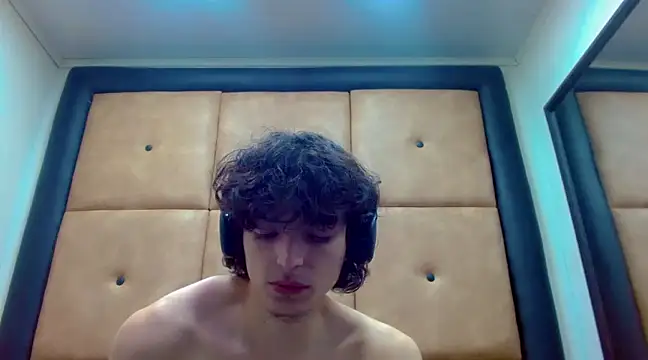 Sr BonnyEthan online show from December 2024 01:38:02 PM