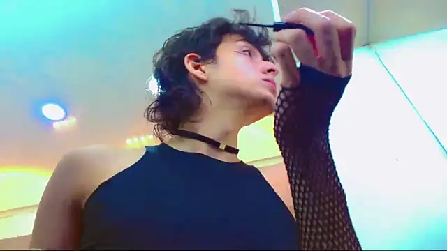 Sr BonnyEthan online show from November 2025 01:59:02 PM