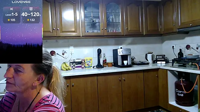 JennaDeluxe online show from February 2026 06:01:02 PM