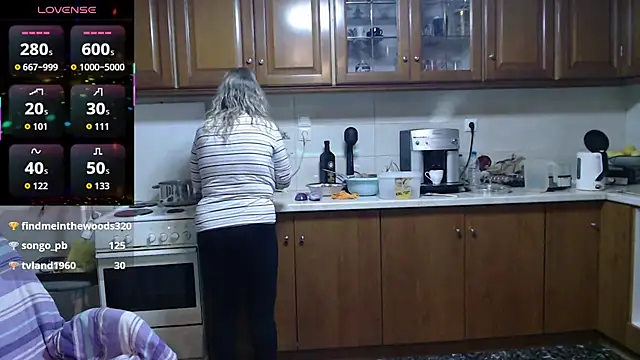 JennaDeluxe online show from April 2026 04:10:02 PM