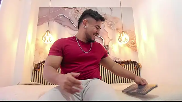 BrianMalonee online show from October 2025 12:16:01 PM