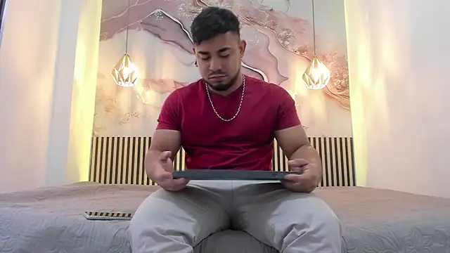 BrianMalonee online show from November 2025 11:53:01 AM