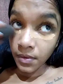 Snapshot of Indianqueen03 chatting on December 2024 03:09:02 PM Indianqueen03 online show from December 2024 03:09:02 PM