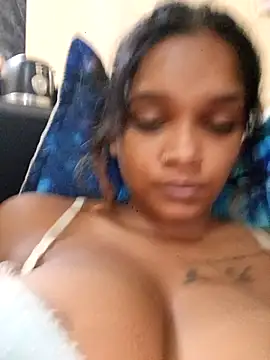 Snapshot of Indianqueen03 chatting on February 2026 07:12:01 PM Indianqueen03 online show from February 2026 07:12:01 PM