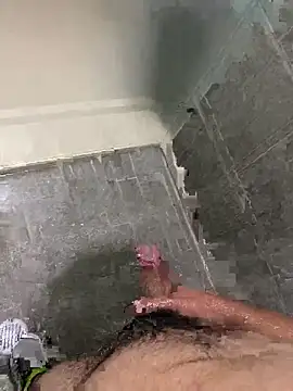 leocardenaz online show from April 2026 02:43:01 AM