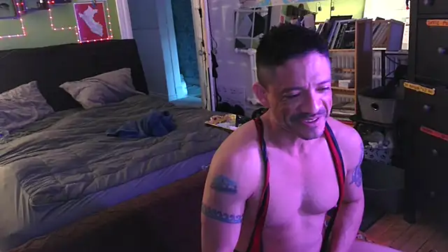 Tony Torrente online show from December 2025 07:54:02 PM