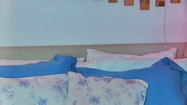 CeylanXO online show from March 2026 05:44:01 AM