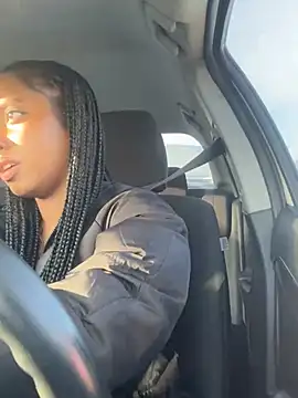 Your Paris online show from February 2025 04:57:01 PM